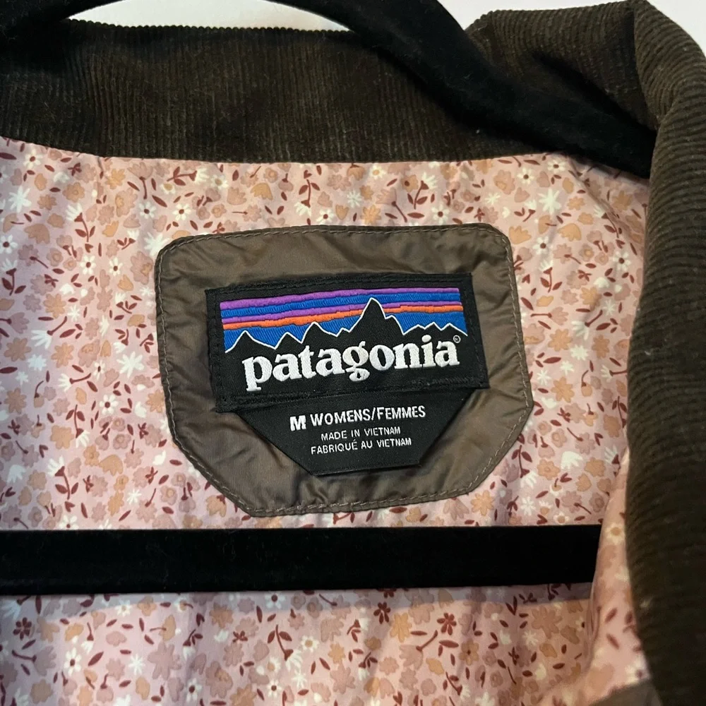 Patagonia Women's Back Pasture Quilted Jacket - Picture 2 of 8